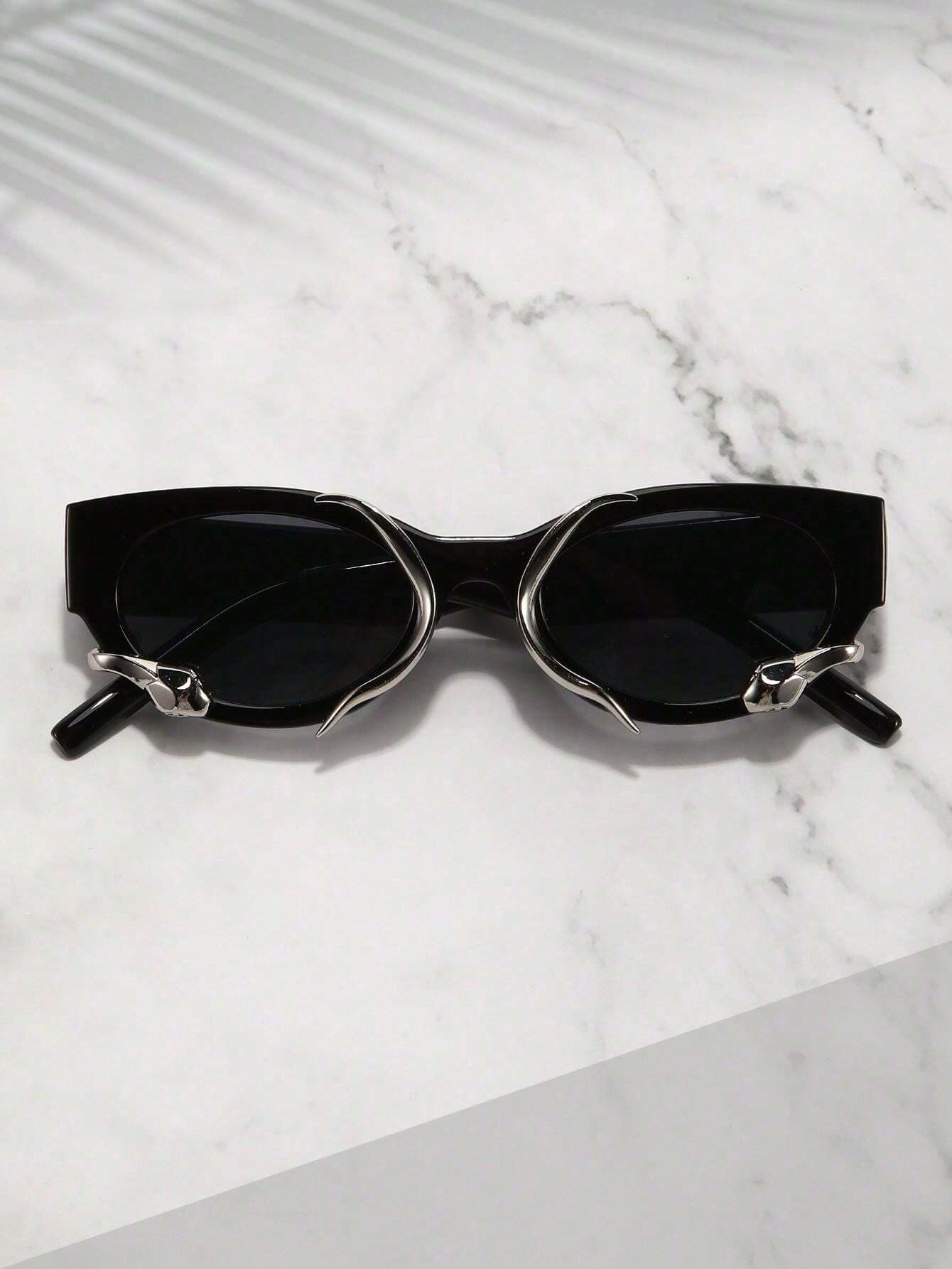 Glazzy Retro Square Snake Frame Fashion eyewear