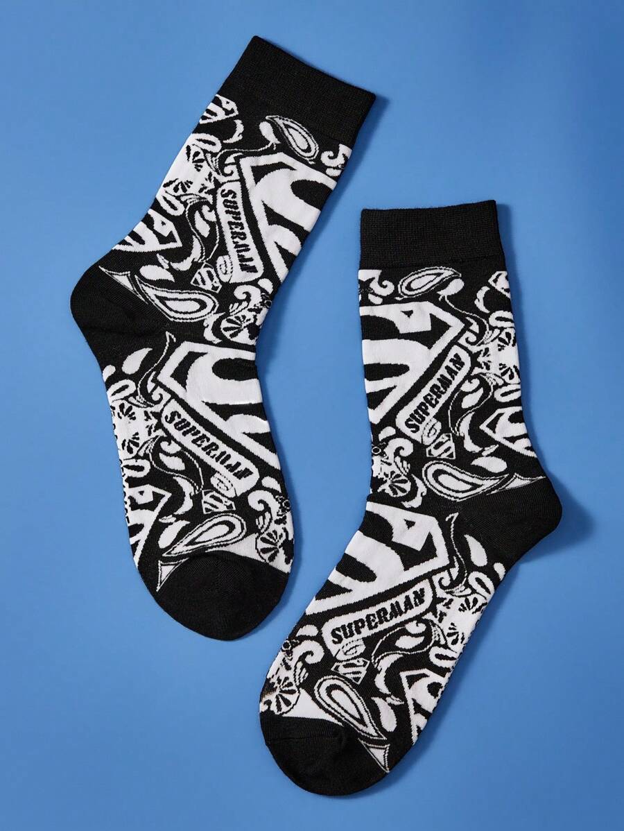 SUPERMAN 2 Pairs Unisex Breathable & Moisture-Wicking Crew Socks With Reinforced Toe And Heel, Superhero Logo Design, Suitable For All Seasons, Black And Pink