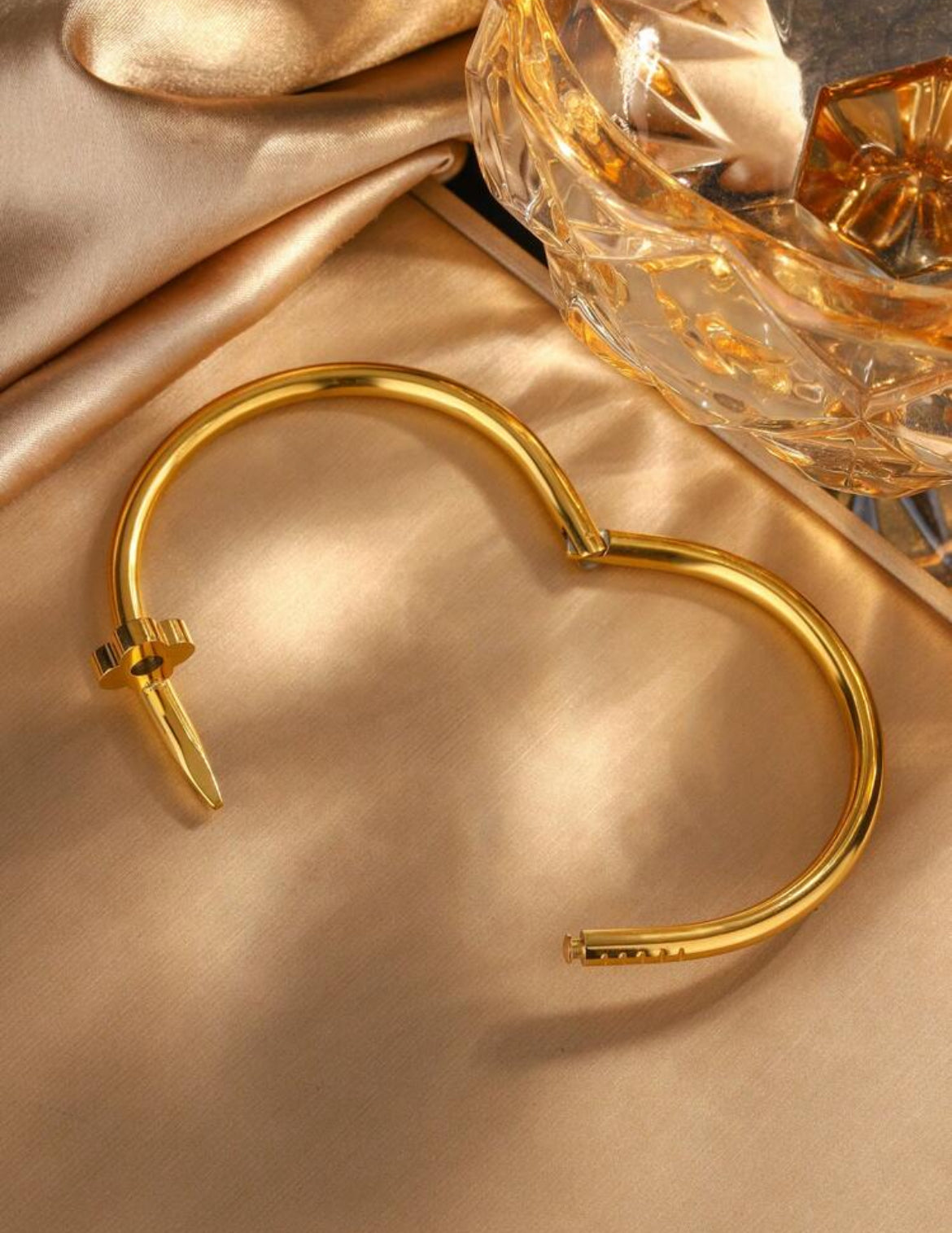 Minimalist Stainless Steel Clover-Shape Open Design Bracelet