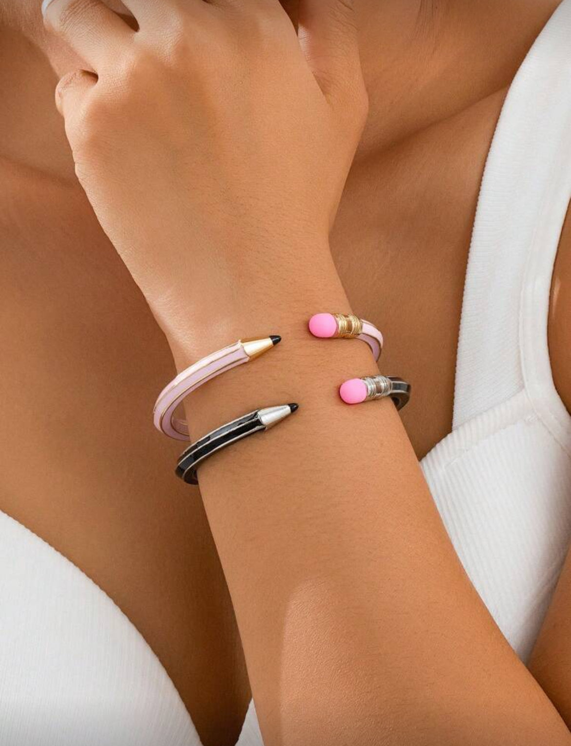 1pc Vintage Chic Pink Bracelet, Versatile Round Bangle, Lead-Free Cute Accessory, Easy To Wear, Lovely Gift For Friends