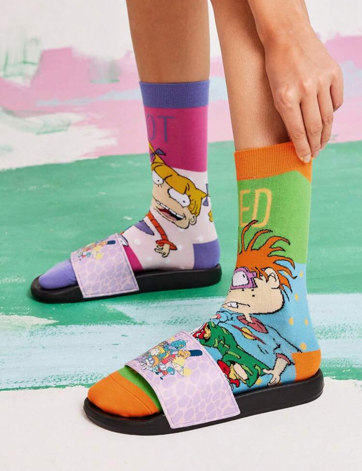 Nick 90s 2 pair Set 90s Asymmetrical Cartoon Graphic Crew Socks