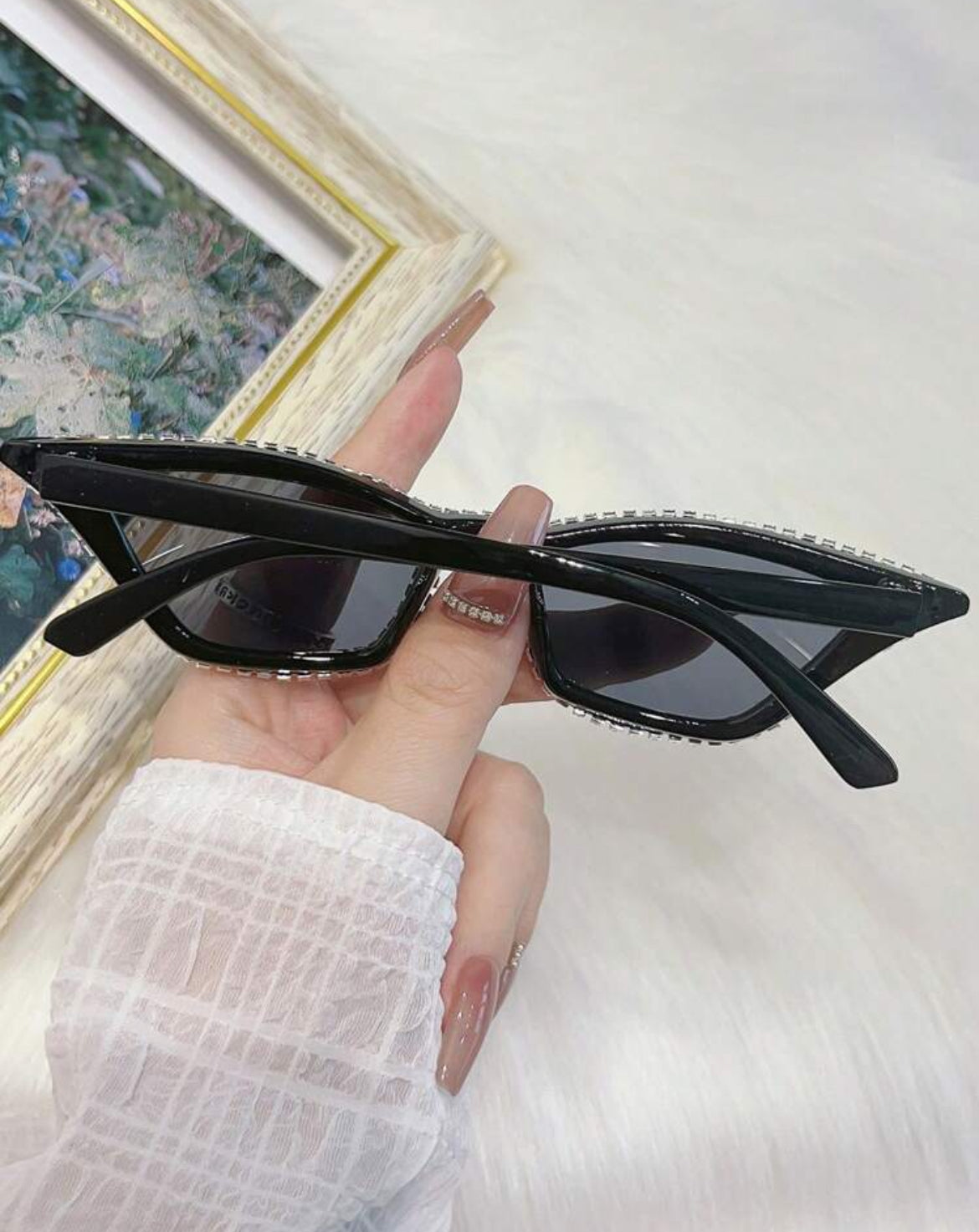 Multi-line White Rhinestone-Set Black Cat Eye Shaped Fashion Glasses