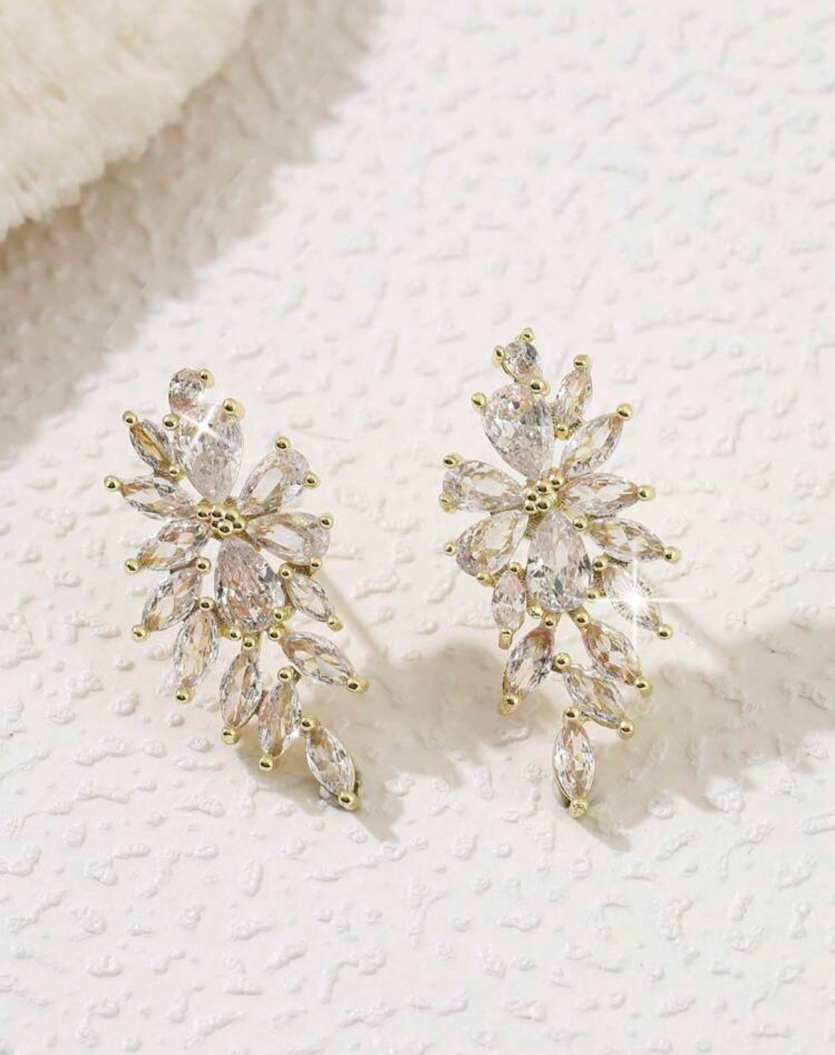 Luxury Cubic Zirconia Women Party Earrings with shining Marquise Cubic Zirconia Wedding Earrings Jewelry
