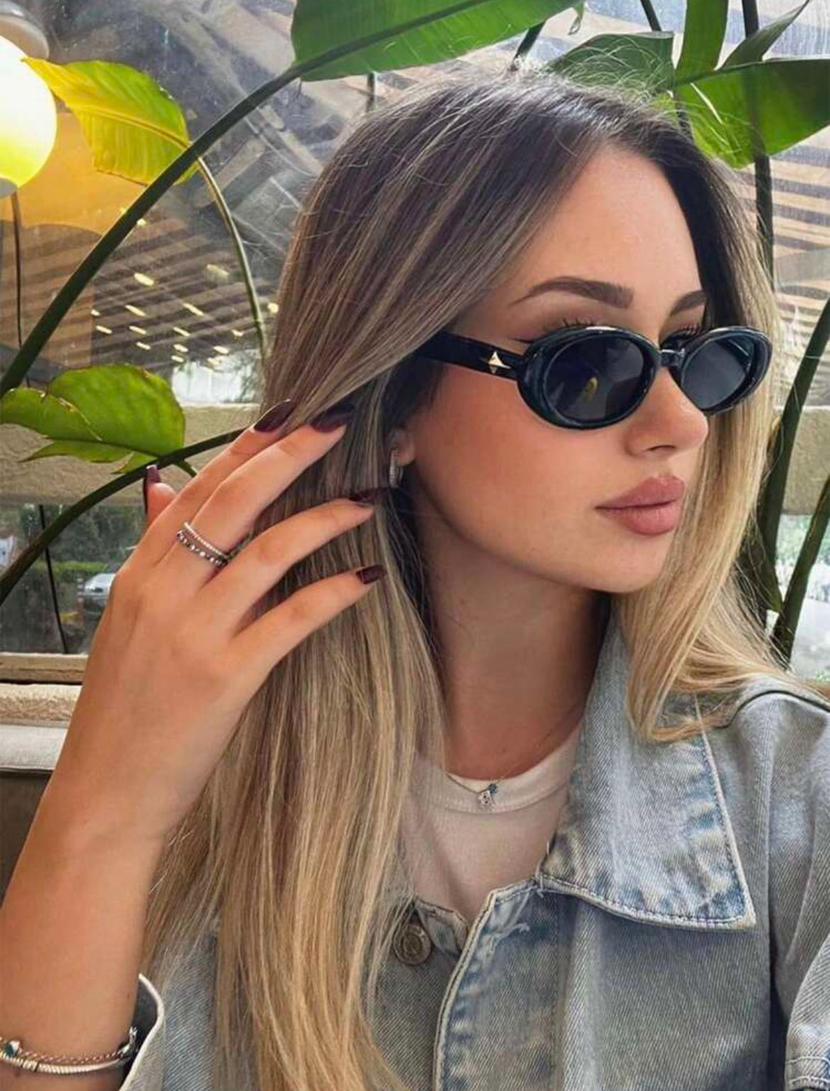 Black Oval Fashion Glasses With Star Decoration