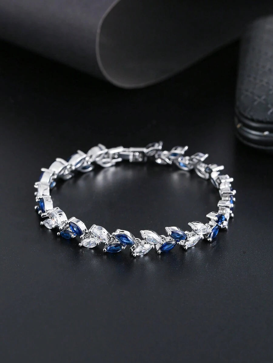 Fashionable Multi-Purpose Horse Eye Shaped Zirconia Decor Bracelet
