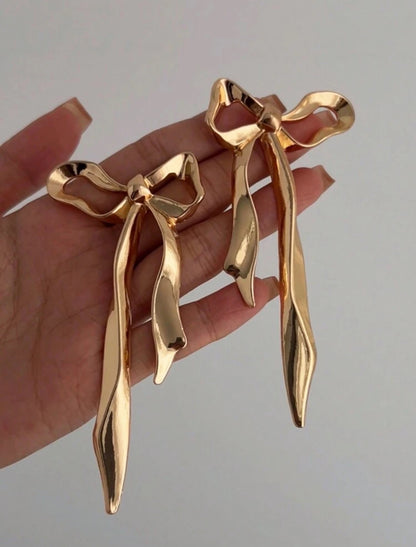 Minimalist Creative Metal Golden Ribbon Bow Earrings, Elegant & Fashionable Asymmetrical Earrings For Women