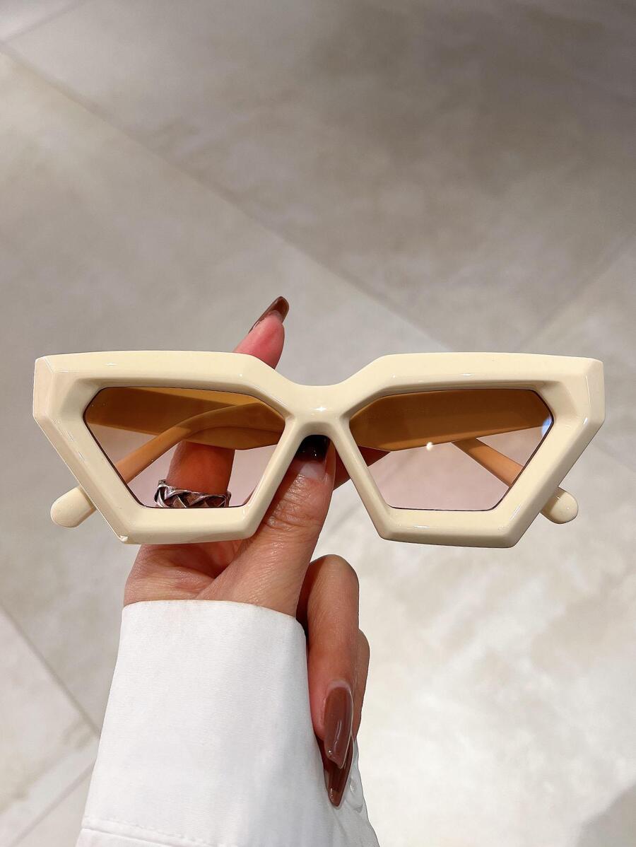 Geometric Frame Fashion Glasses for Women