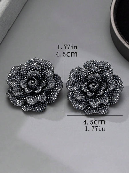 Luxury Retro Chunky Acrylic Rhinestone Camellia Flower Earrings Black