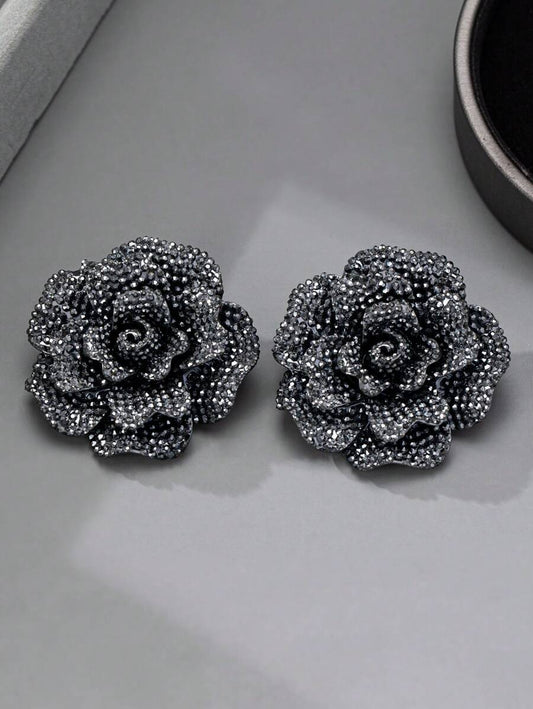Luxury Retro Chunky Acrylic Rhinestone Camellia Flower Earrings Black