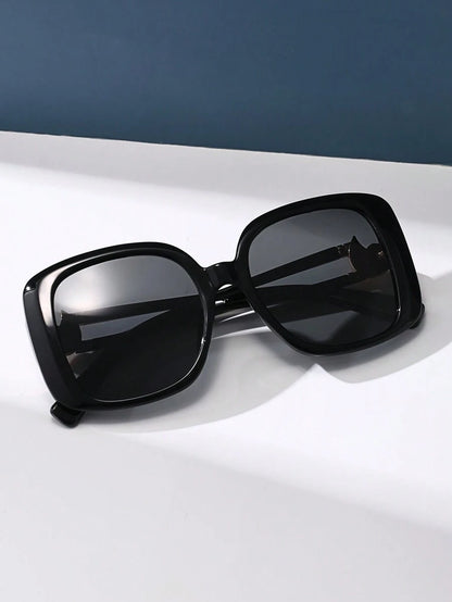 Retro Square Oversized Plastic Sunglasses, Classic Fashion Eye Glasses For Outdoor Travel Beach Casual Daily Wear, UV Protection Driving Glasses