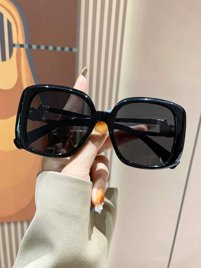 Retro Square Oversized Plastic Sunglasses, Classic Fashion Eye Glasses For Outdoor Travel Beach Casual Daily Wear, UV Protection Driving Glasses