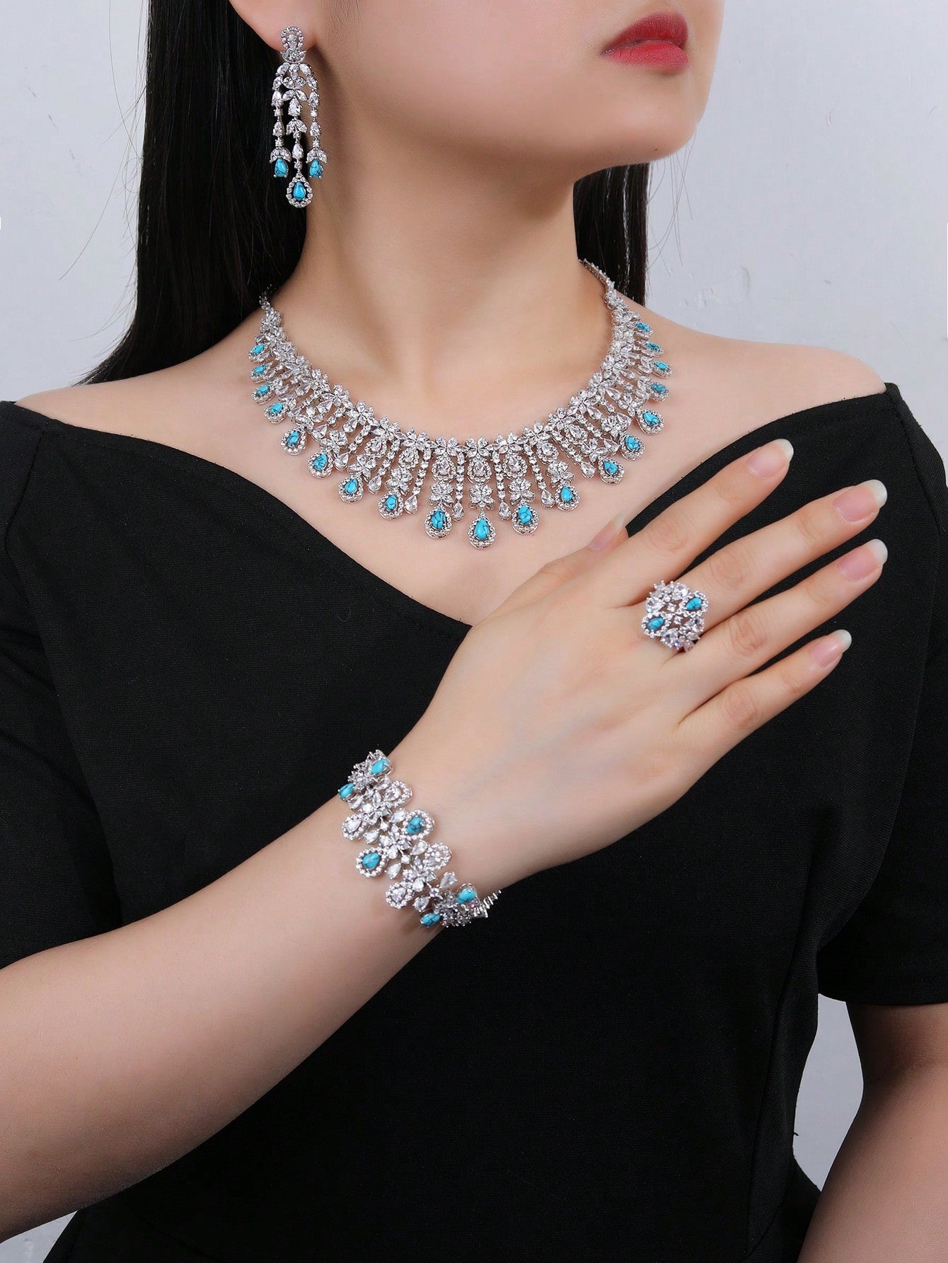 4Pcs Cubic Zirconia Jewelry Set. Water Drop Necklace, Ring, Bracelet, Earrings Set, Fashionable & Glamorous For Women Party Wear