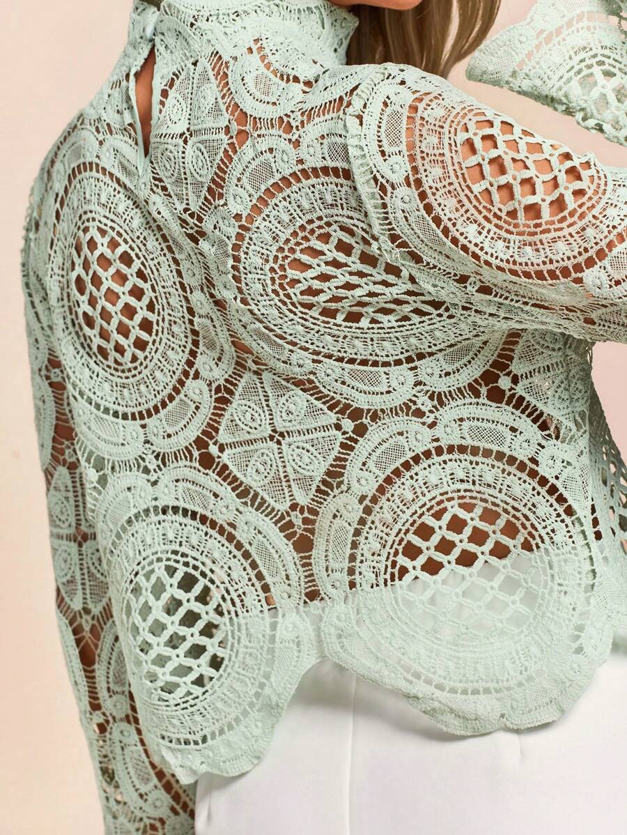 Women's Water-Soluble Flower Lace Trim Sheer Blouse, Date Night Sexy Tops,Embroidered Hollowed-Out Tops,Vacation Outfits For Woman,Light Green Embroidered Pullovers ,Elegant Women Outfits Fall Cloth