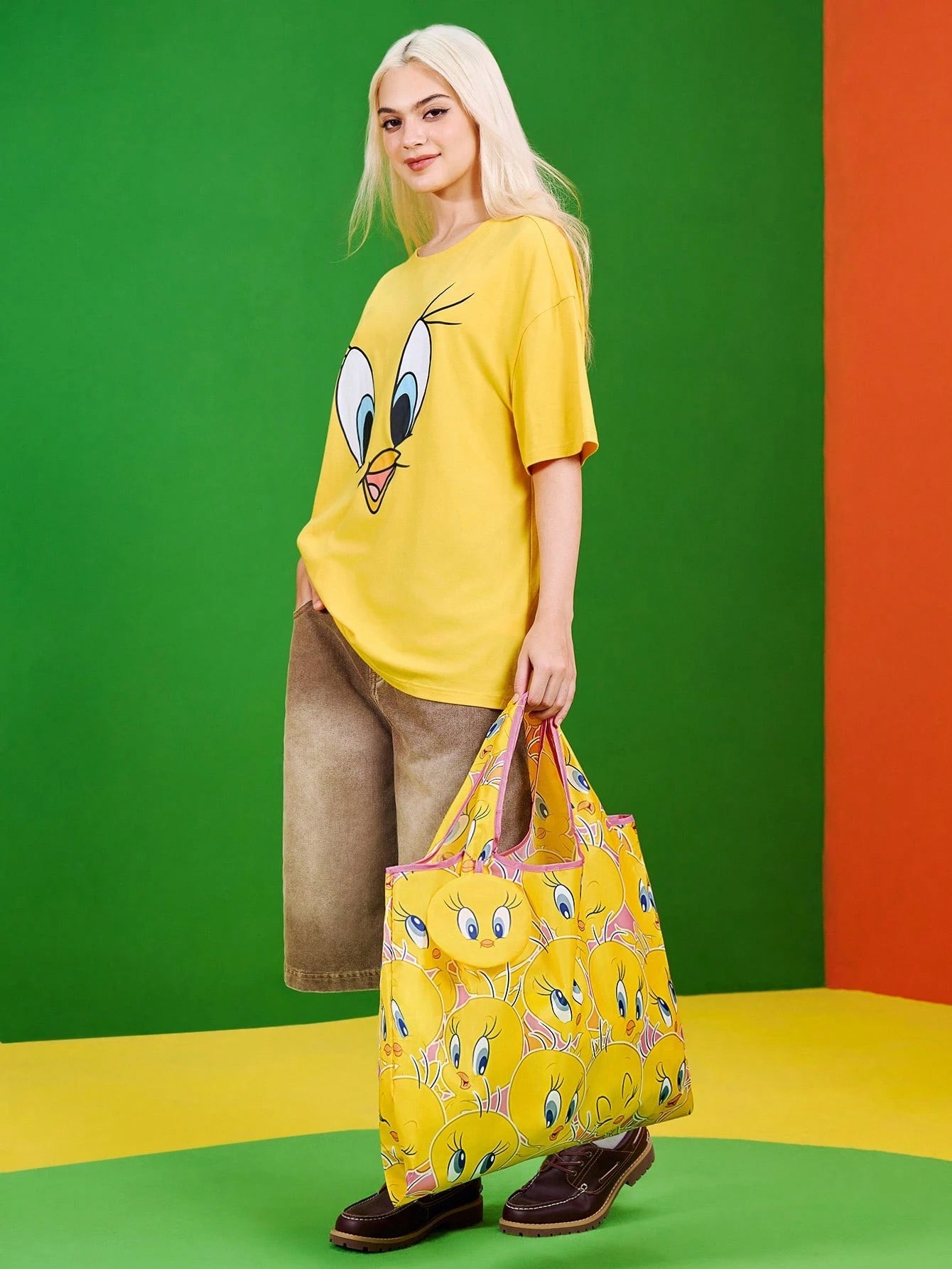 LOONEY TUNES 1pc Cartoon Pattern Printed Polyester Foldable Shopping Bag, Beach Bag, Tote Bag With Detachable Pouch On Chain,