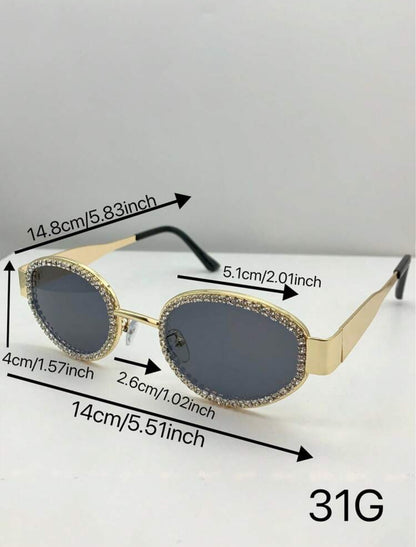 Oval Frame Rhinestone Decorated Fashion Glasses