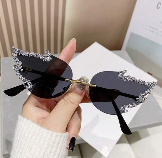 Frameless Rhinestone Embellished Oversized Flame Design Luxury Sparkly Fashion Glasses