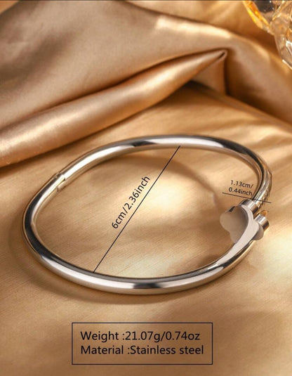 Minimalist Stainless Steel Clover-Shape Open Design Bracelet