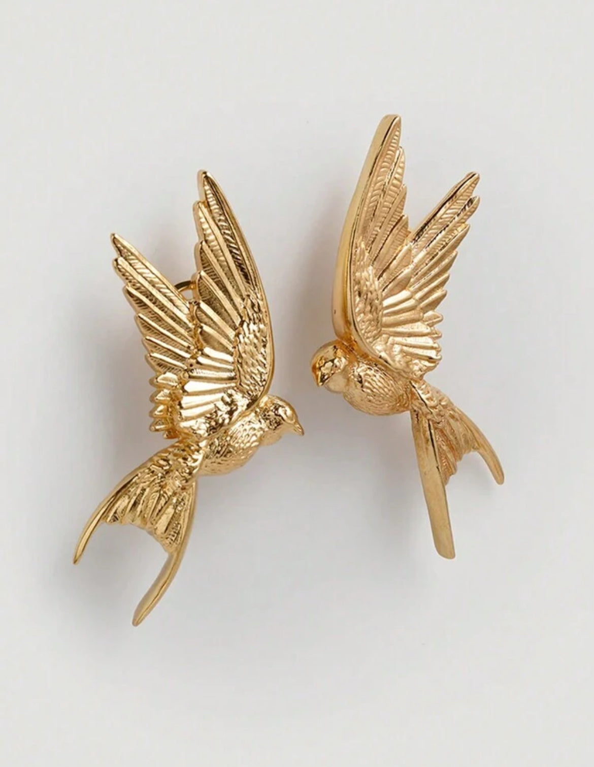 Metal Earrings With Peace Pigeon Design