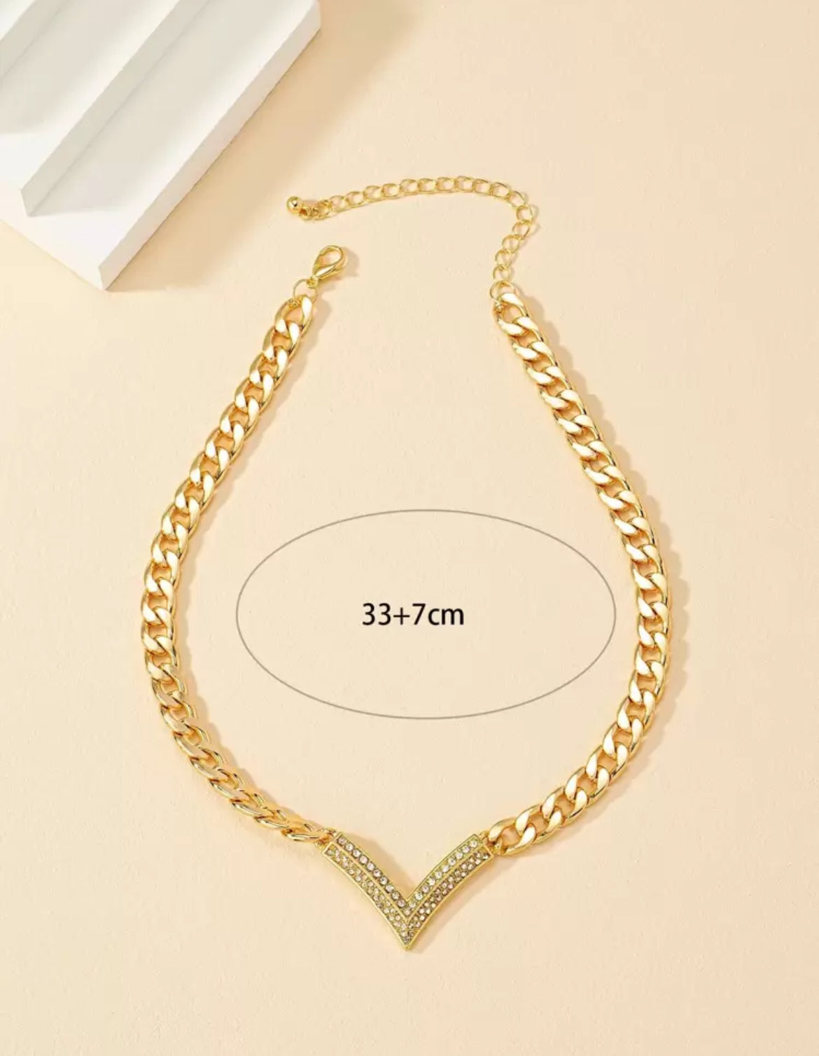Rhinestone Inlaid Letter Detail Chunky Chain Necklace