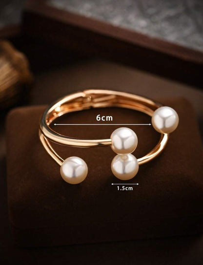 1pc Minimalist Chic Pearl Geometric Open Cuff Bracelet, Versatile For Daily Wear And Getaway, Suitable As Gift For Friends And Families