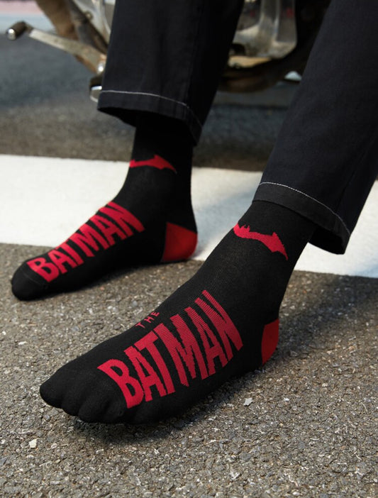 THE BATMAN | Men Bat & Letter Graphic Crew Socks