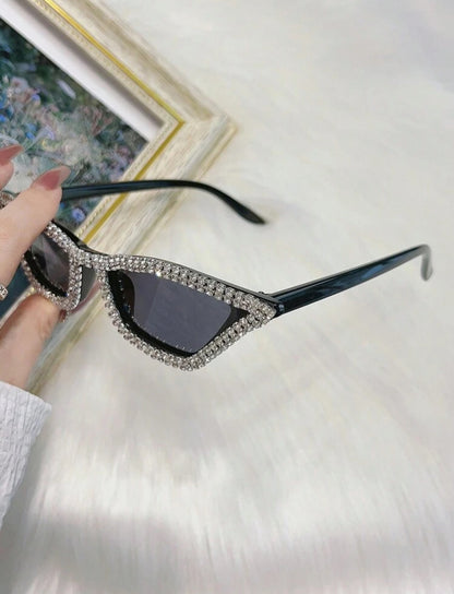 Multi-line White Rhinestone-Set Black Cat Eye Shaped Fashion Glasses
