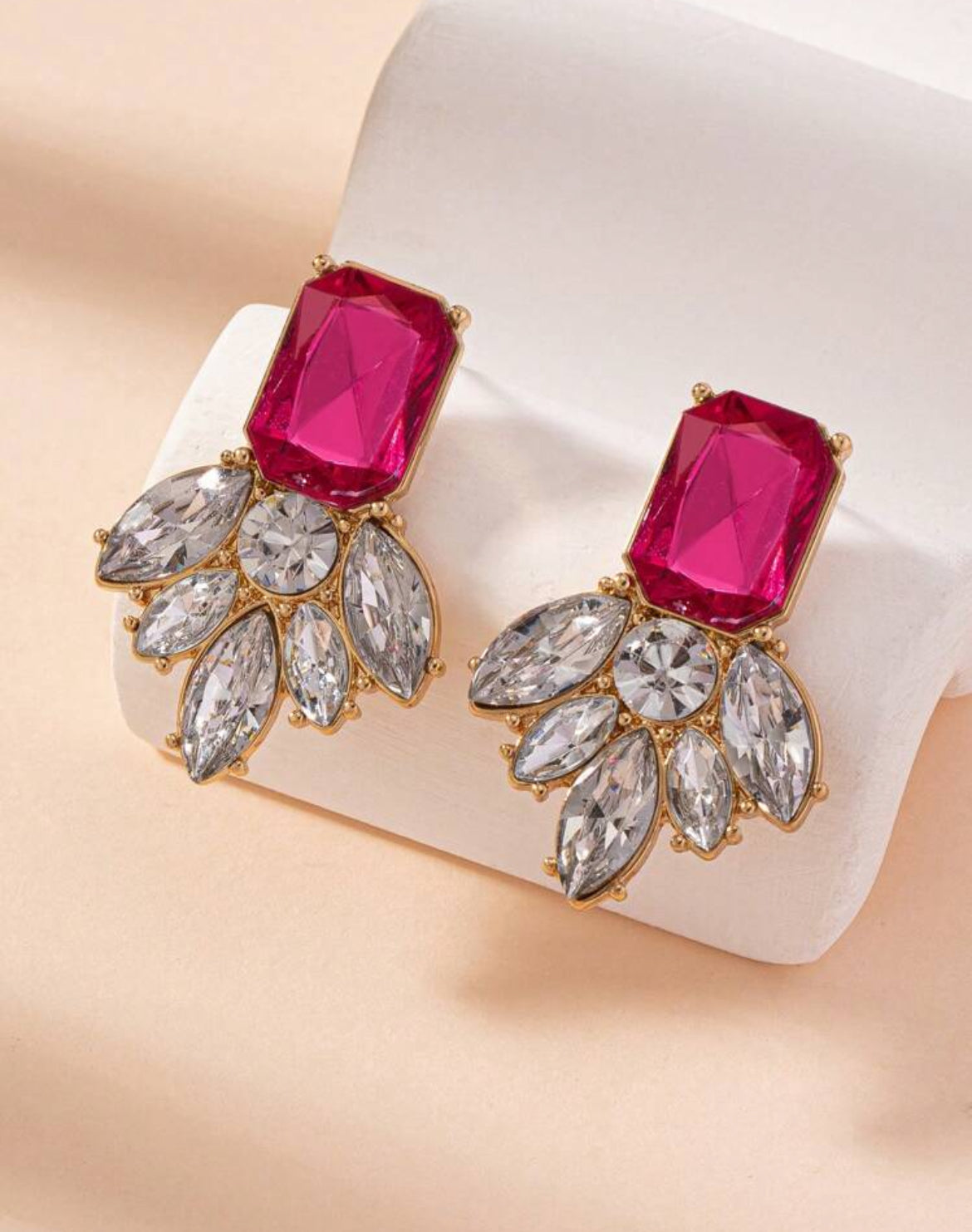 Fuchsia Gemstone Geometric Flower Elegant Earrings