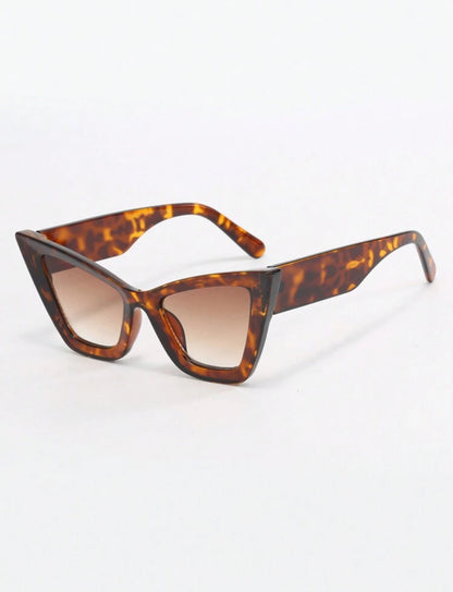 Large Frame Minimalist Fashion Cat Glasses