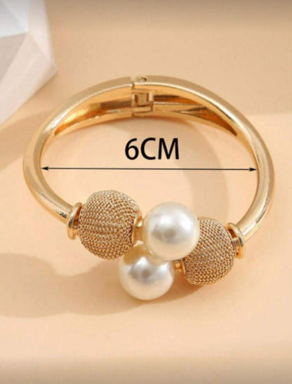 1pc Exaggerated Large Pearl Open Cuff Bracelet, Best Gift For Women, Summer Style