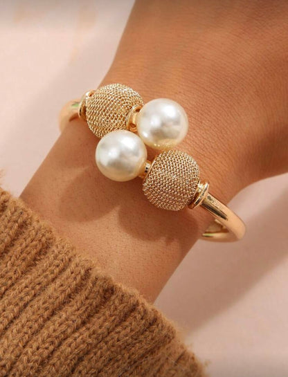 1pc Exaggerated Large Pearl Open Cuff Bracelet, Best Gift For Women, Summer Style