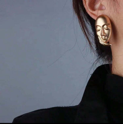 Abstract Head Design Women's Stud Earrings Jewelry