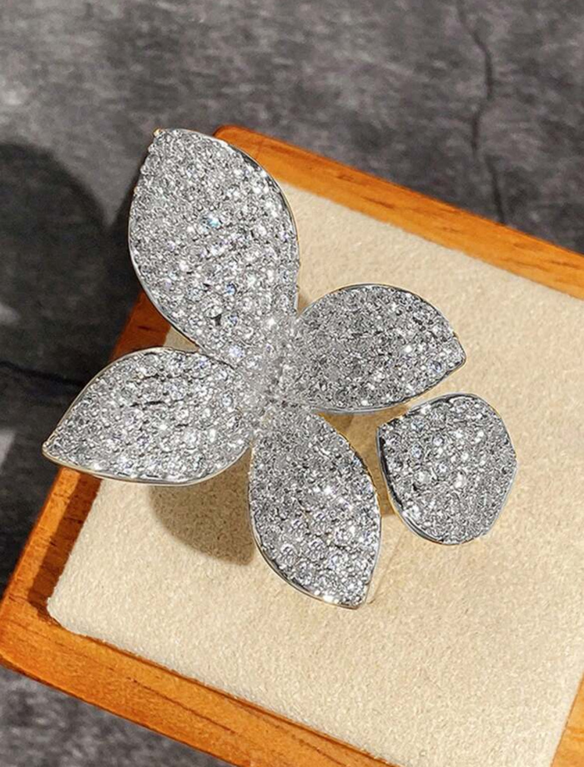 1pc Elegant Cubic Zirconia Butterfly Ring, Women's Wedding Engagement Party Jewelry, Gift